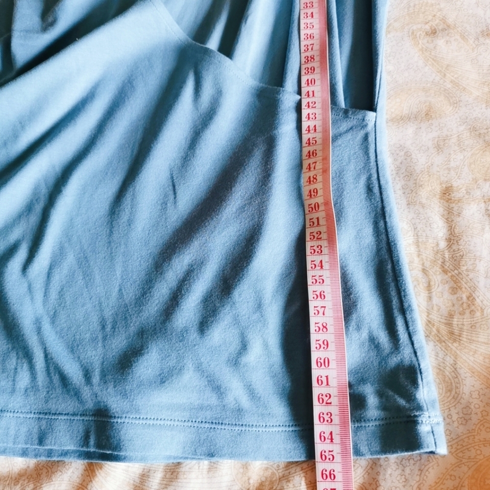 Boss v-neck Tops - Picture 5 of 6